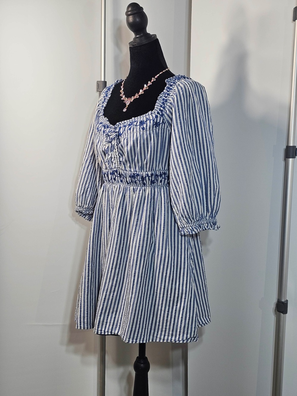 #171 American Eagle Blue & White Striped Smocked Puff Sleeve Mini Dress Size S